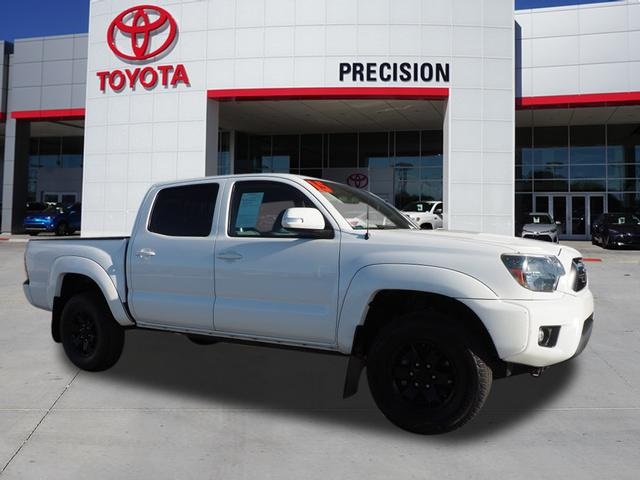 Pre Owned 2015 Toyota Tacoma 4d Double Cab Rwd